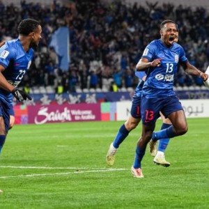 【亚冠精英赛】高井幸大解围乌龙 申花1比0战胜川崎